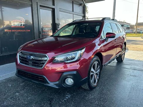 Used 2018 Subaru Outback 2.5i Limited AWD/4WD image 1