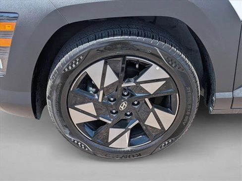 Used 2025 Hyundai Kona SEL FWD image 30