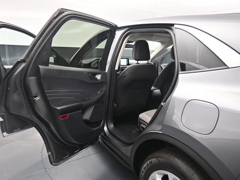 Used 2022 Ford Escape SE FWD image 14