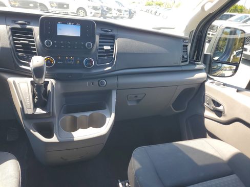 Used 2021 Ford Transit 350 XLT image 17