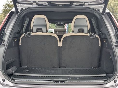 New 2026 Volvo XC90 B6 Plus w/ Protection Package Premier AWD/4WD image 13