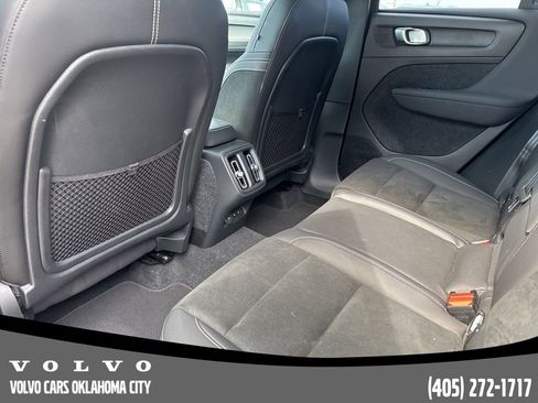 Used 2023 Volvo XC40 B5 Plus w/ Driver Assist Package image 13