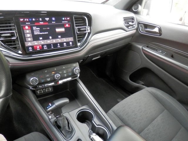 Used 2025 Dodge Durango GT AWD/4WD image 24