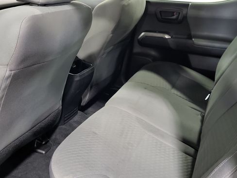 Used 2021 Toyota Tacoma SR5 w/ Technology Package AWD/4WD image 13