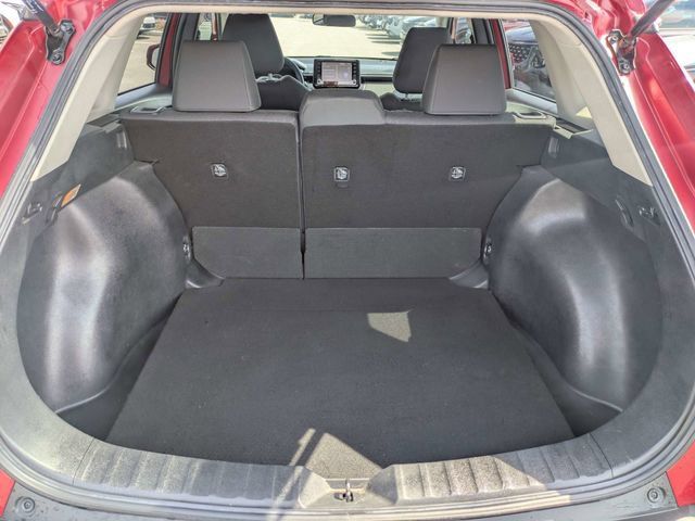 Used 2022 Toyota Corolla Cross LE w/ Moonroof Package FWD image 12