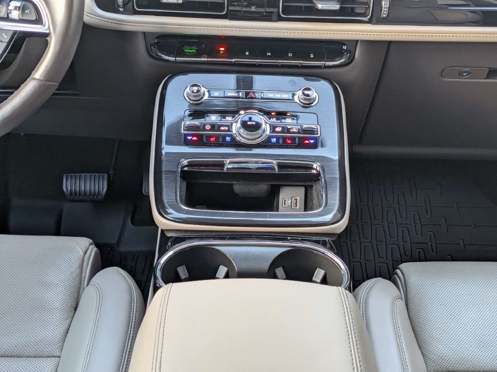 Used 2023 Lincoln Nautilus Reserve w/ Equipment Group 202A AWD/4WD image 19