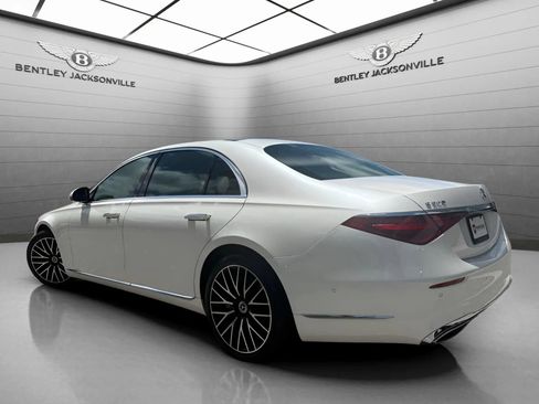 Used 2022 Mercedes-Benz S 500 4MATIC image 3