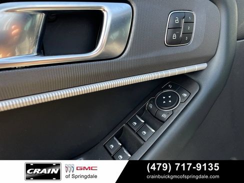 Used 2025 Ford Explorer ST-Line w/ Premium Package AWD/4WD image 12