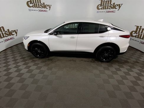 Used 2024 Buick Envista Sport Touring w/ Convenience I Package image 5