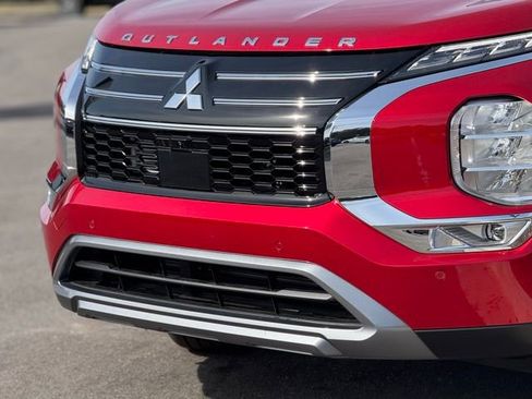 New 2026 Mitsubishi Outlander FWD image 5