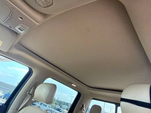 Used 2018 Ford F150 Lariat w/ Equipment Group 502A Luxury AWD/4WD image 13