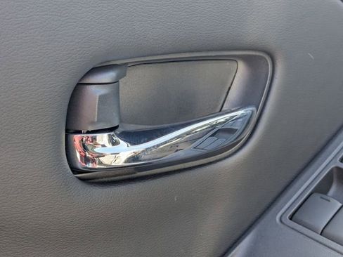 New 2026 Nissan Frontier SV w/ SV Convenience Package RWD image 13