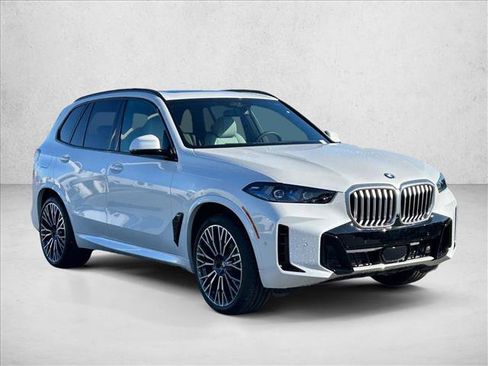 New 2026 BMW X5 xDrive40i w/ M Sport Package image 7