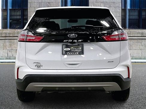 Certified 2022 Ford Edge SEL w/ Convenience Package image 4