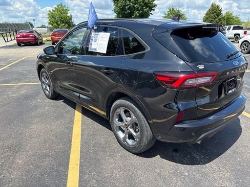Used 2023 Ford Escape ST-Line w/ Tech Pack #1 AWD/4WD image 16