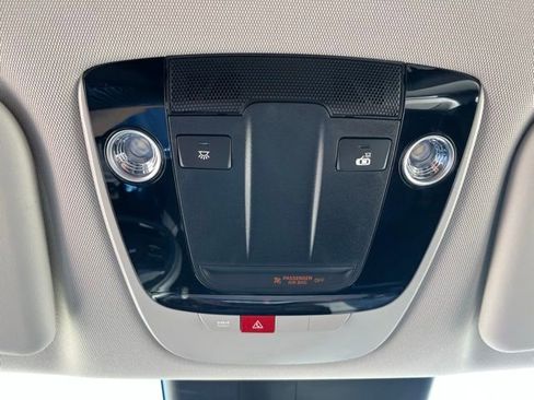 Used 2025 Kia EV6 Light RWD image 19