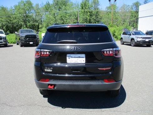Certified 2022 Jeep Compass Trailhawk w/ Trailhawk Convenience Group AWD/4WD image 6