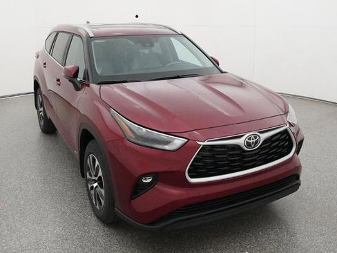 New 2026 Toyota Highlander XLE AWD/4WD image 14