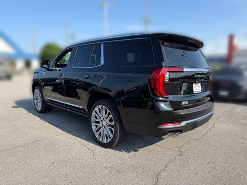 New 2026 GMC Yukon Denali w/ Denali Reserve Package AWD/4WD image 4