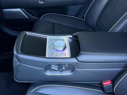 Used 2024 Genesis G90 3.5T image 24