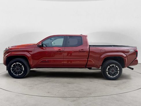 Certified 2025 Toyota Tacoma TRD Sport w/ TRD Sport Upgrade Package AWD/4WD image 2