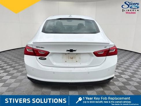 Used 2017 Chevrolet Malibu LT w/ Leather Package image 5