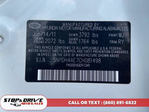 Used 2012 Hyundai Elantra Limited image 21