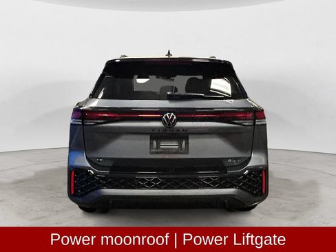 Used 2025 Volkswagen Tiguan SE R-Line AWD/4WD image 5