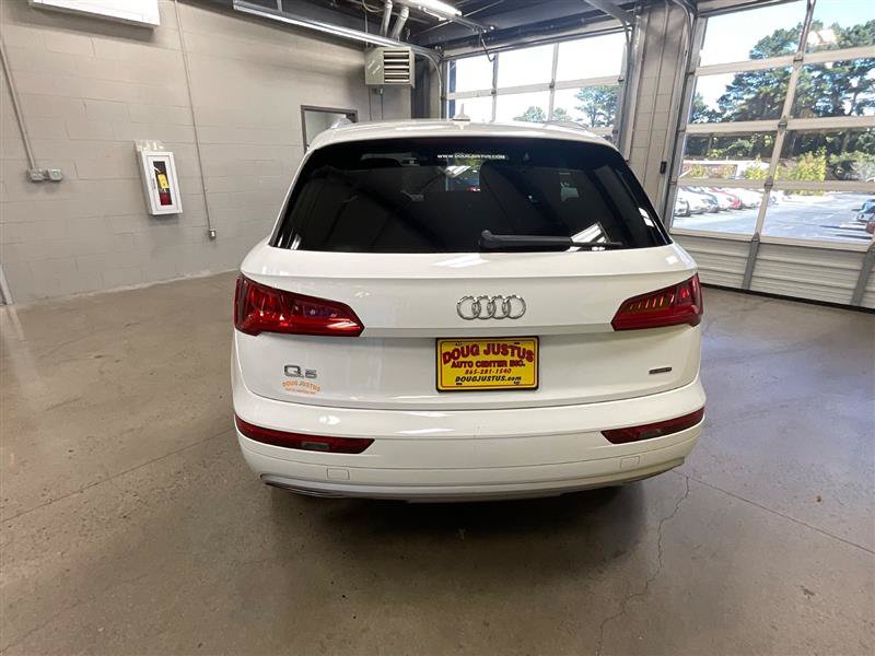 Used 2019 Audi Q5 2.0T Premium AWD/4WD image 4