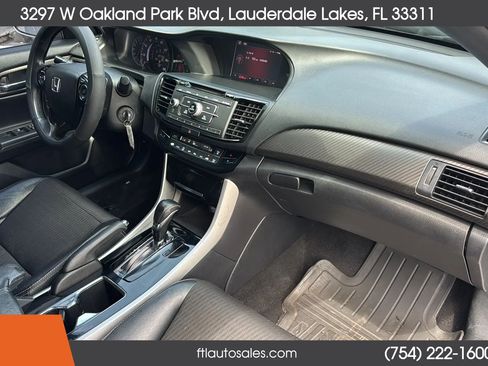 Used 2017 Honda Accord Sport image 36