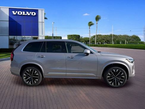 New 2026 Volvo XC90 B5 Plus AWD/4WD image 8