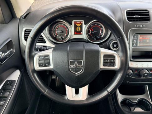 Used 2019 Dodge Journey SE w/ Connectivity Group image 12