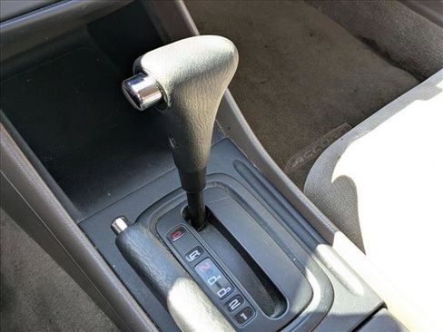 Used 1998 Honda Accord LX image 11