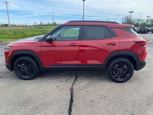 New 2026 Chevrolet TrailBlazer LT w/ Midnight Edition AWD/4WD image 4