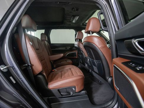 Used 2025 Kia Telluride SX Prestige AWD/4WD image 39