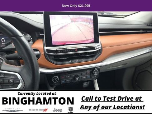 Used 2022 Jeep Compass Limited image 19