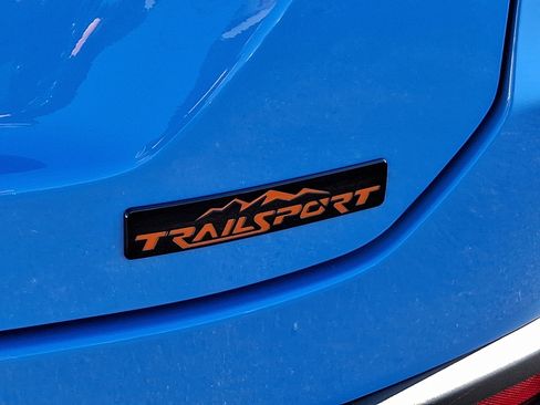 Used 2025 Honda Pilot TrailSport image 31