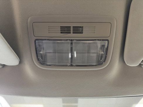 Used 2020 Honda HR-V LX image 38