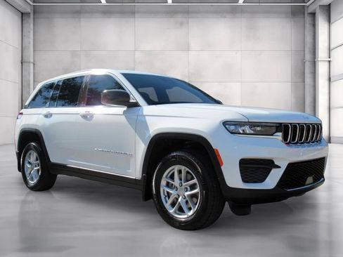New 2026 Jeep Grand Cherokee Laredo X RWD image 1