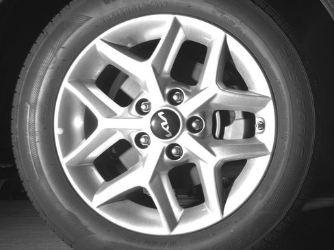 Used 2025 Kia Soul LX w/ LX Technology Package image 13