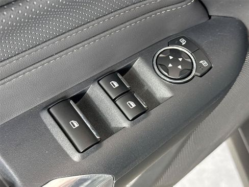 Used 2025 Ford Mustang Premium RWD image 30