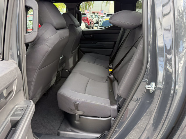 Used 2025 Toyota Tacoma SR5 AWD/4WD image 15