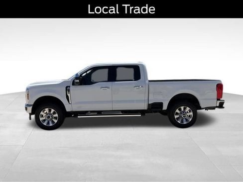 Used 2025 Ford F250 XLT w/ FX4 Off-Road Package AWD/4WD image 2