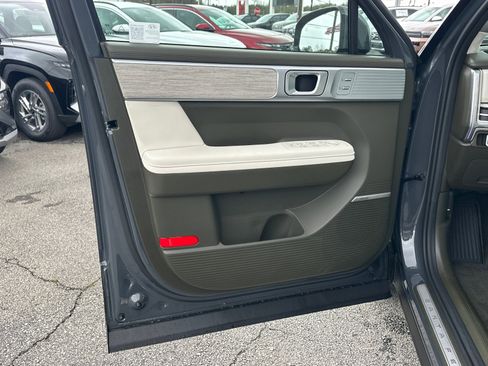 New 2025 Hyundai Santa Fe Calligraphy image 10