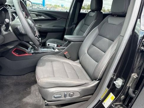 Used 2023 Chevrolet TrailBlazer RS w/ Convenience Package FWD image 19