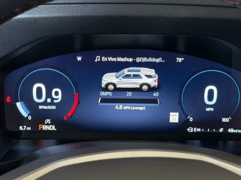 New 2026 Ford Explorer Active RWD image 30