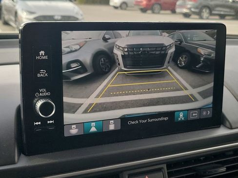 Used 2023 Honda Pilot Touring image 29