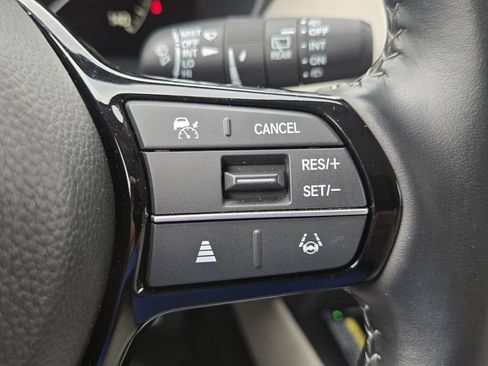 Certified 2025 Honda HR-V EX-L image 25