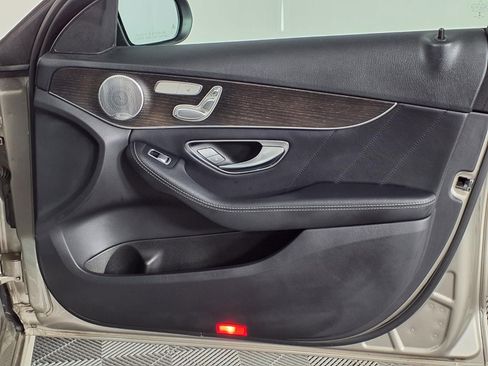 Used 2020 Mercedes-Benz C 300 4MATIC Sedan image 8