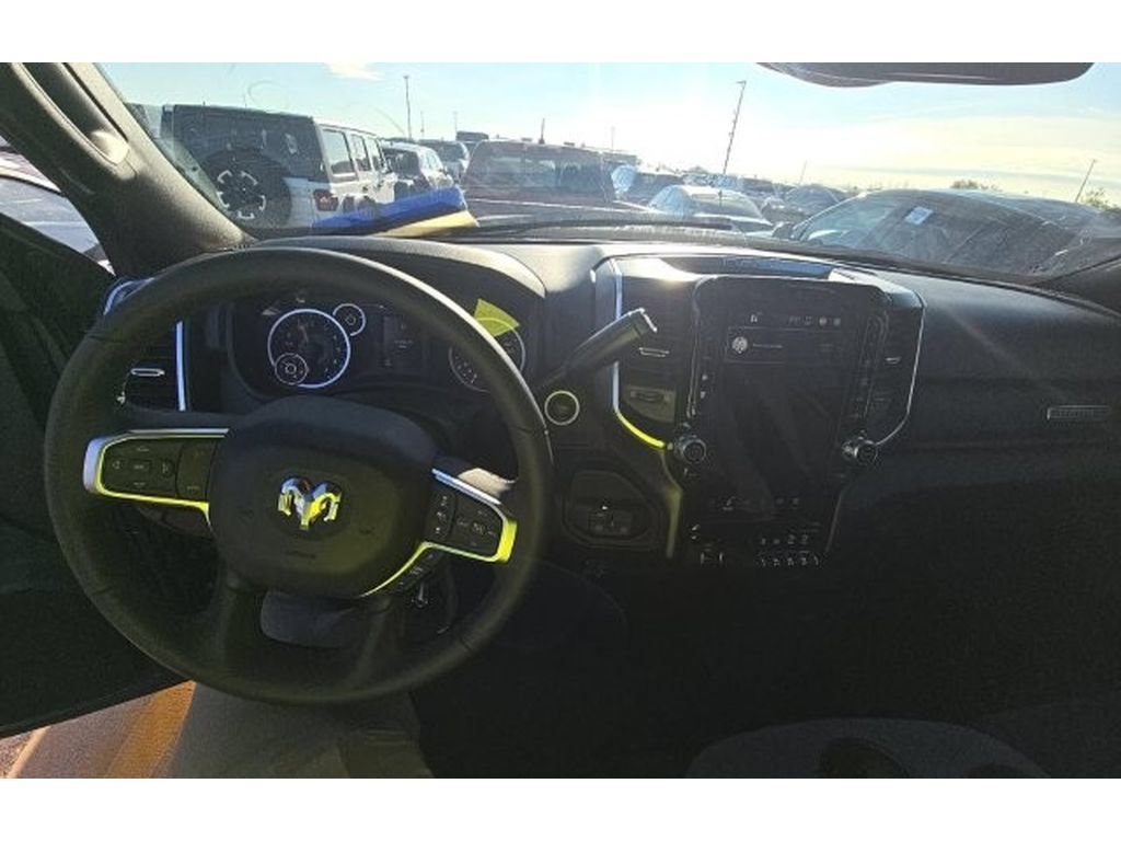 Used 2026 RAM 2500 Big Horn AWD/4WD image 6